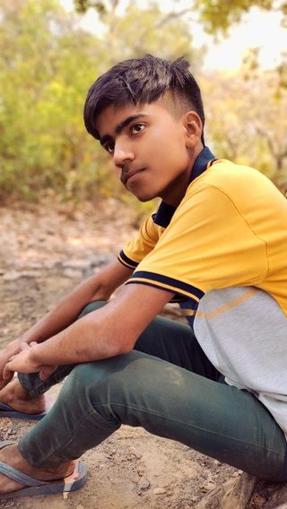 सब लोग दे रहे हैं बधाई ईद की