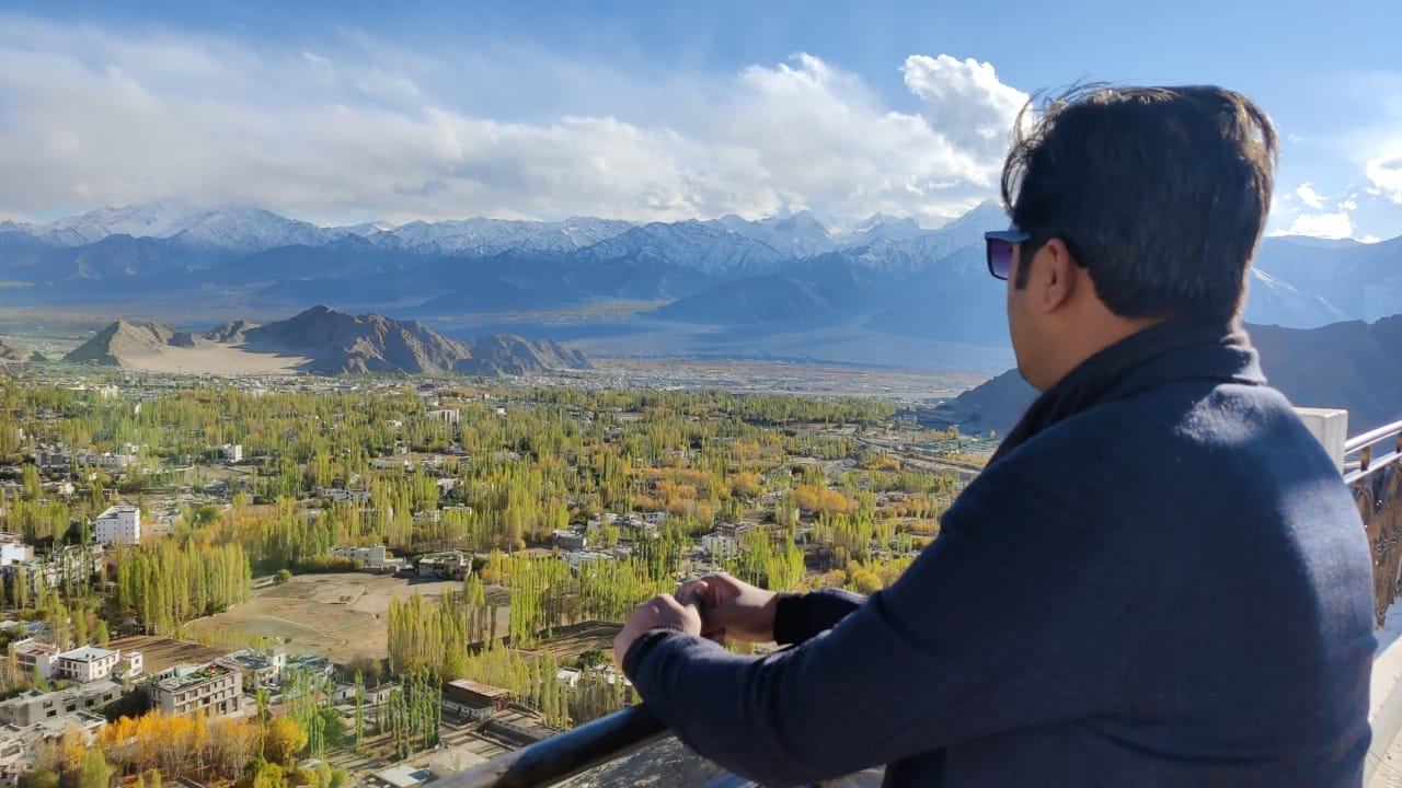 देखने की चाहत's image