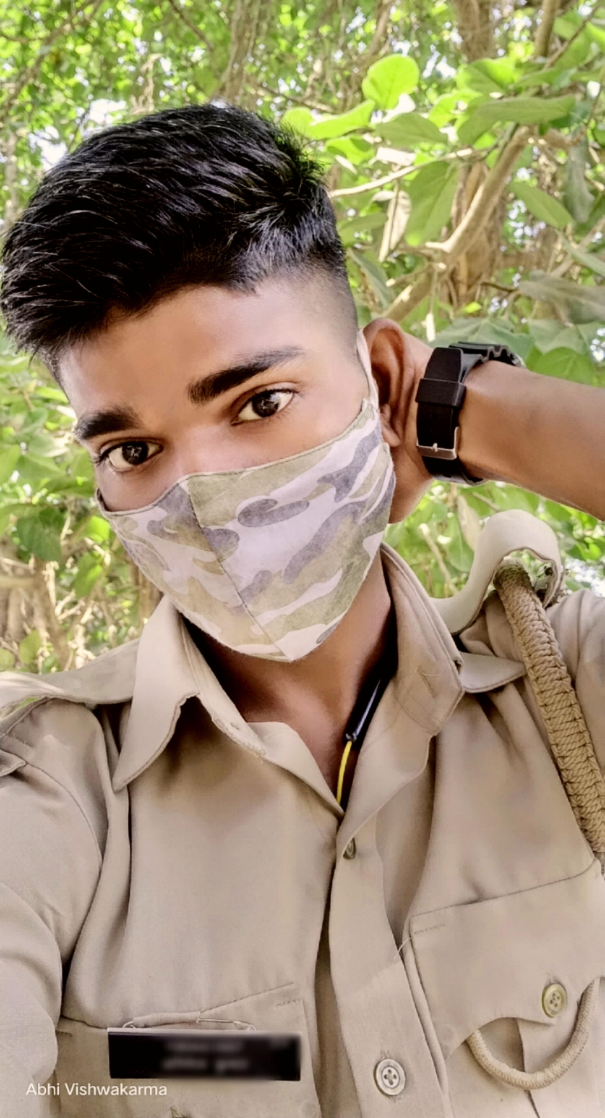 मुझे...'s image