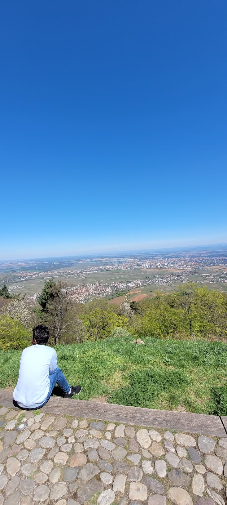 पहाड़ो पर's image