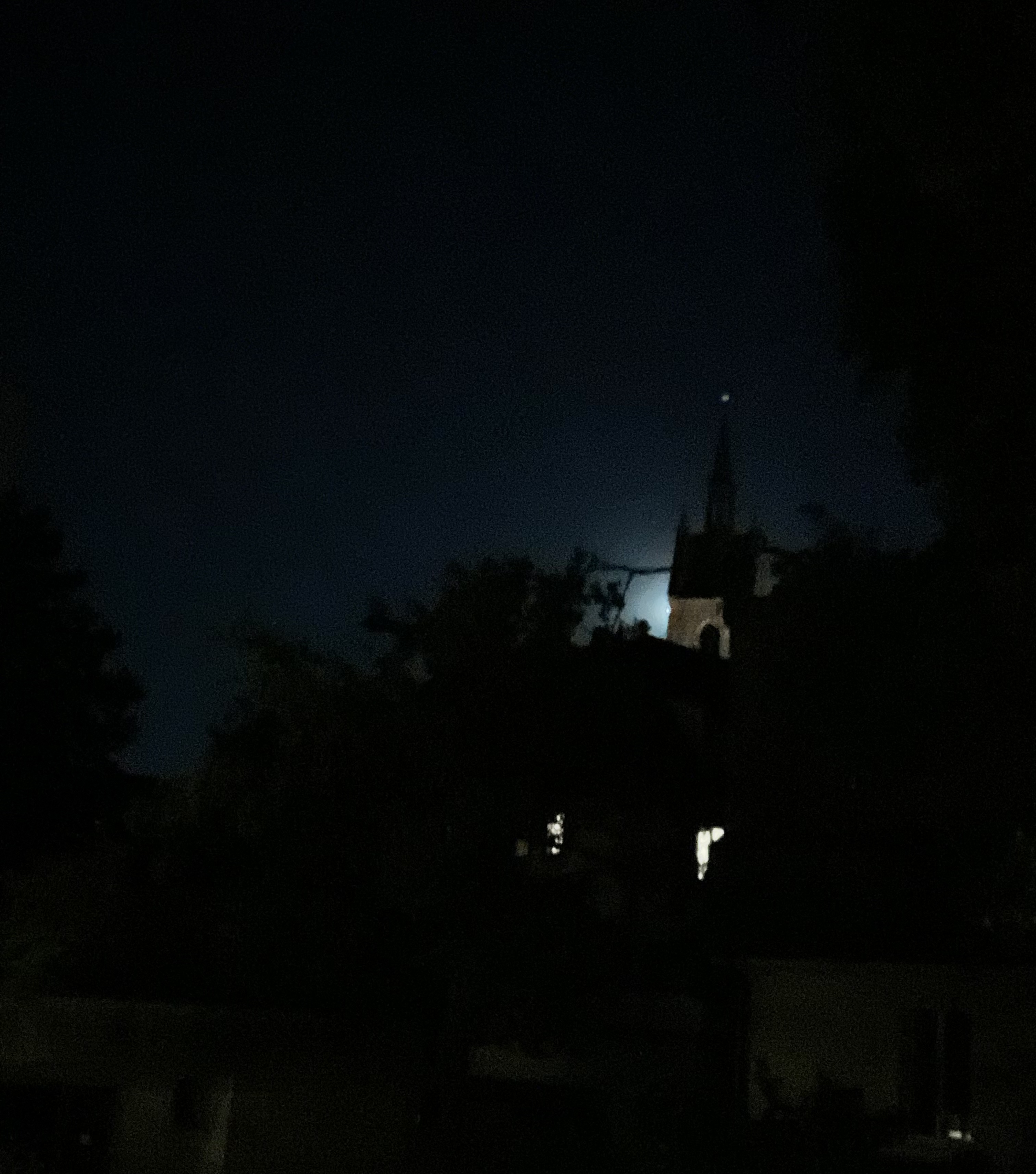 पहला चाँद's image