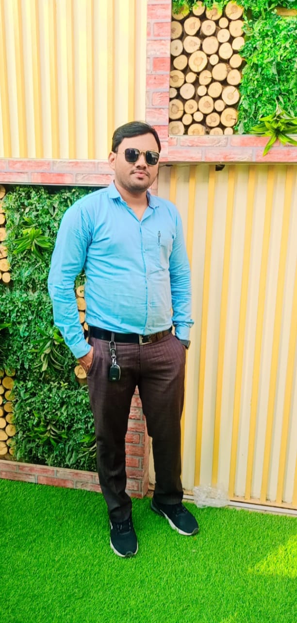 ग़ज़ल- उम्र की मुझपे यूँ उधारी हो गई है's image