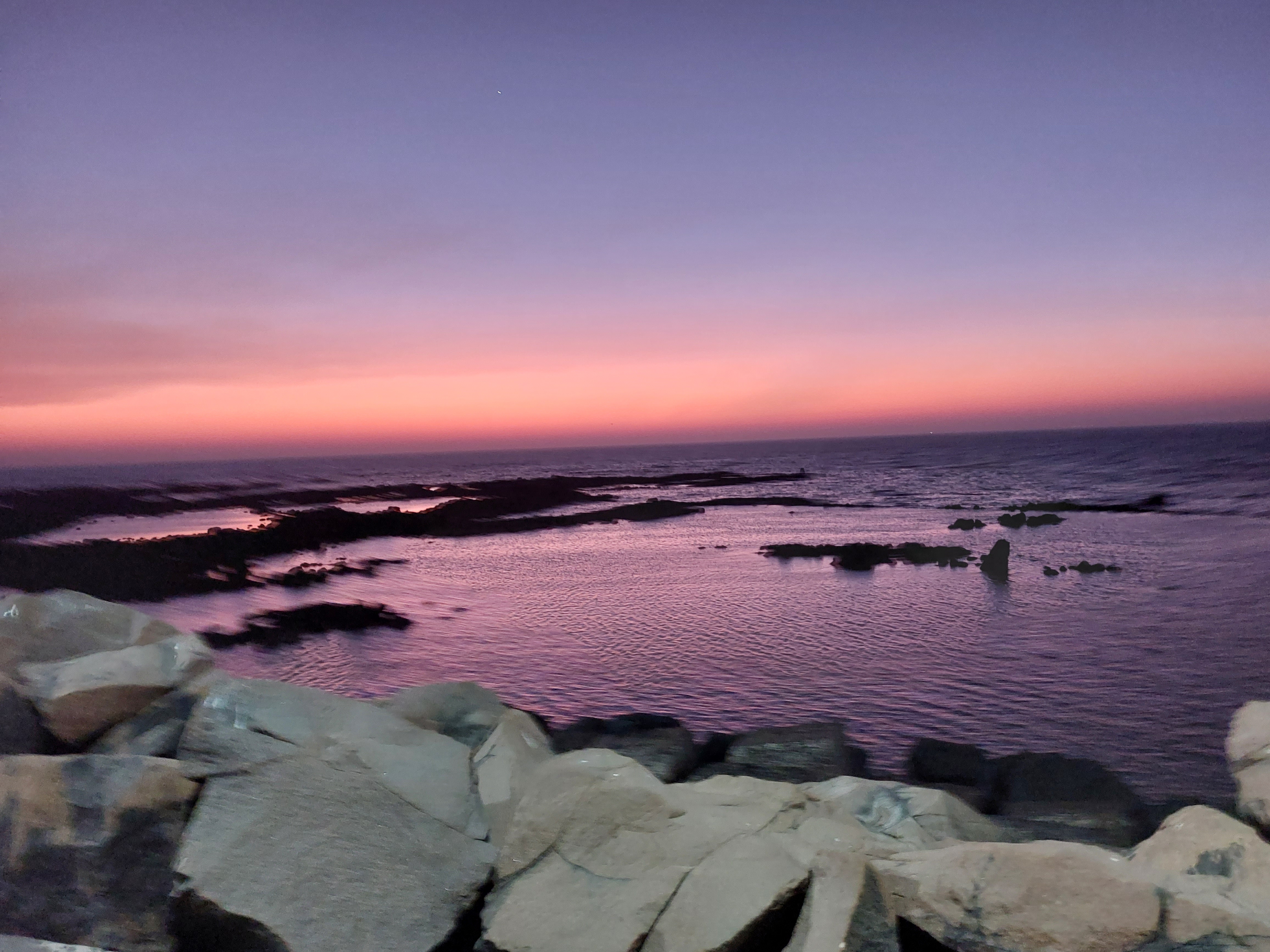 ये हाथ गुनाह करके सजा देने लगते है's image