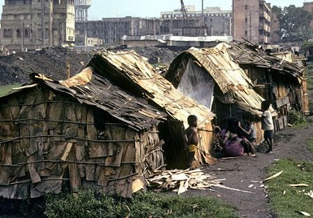 शहर के बाहर's image