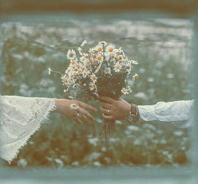 मैं कविताओं की स्थिर नदी प्रियतम's image