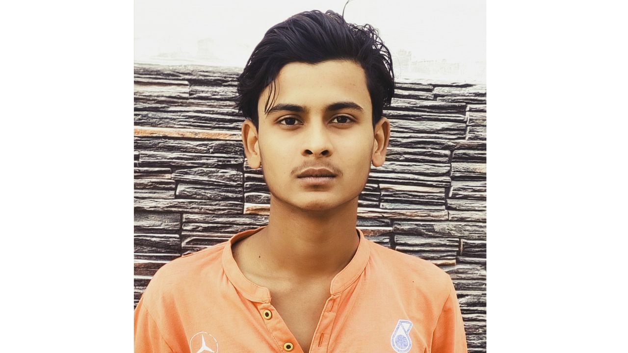 Sukoon Nahi ...'s image