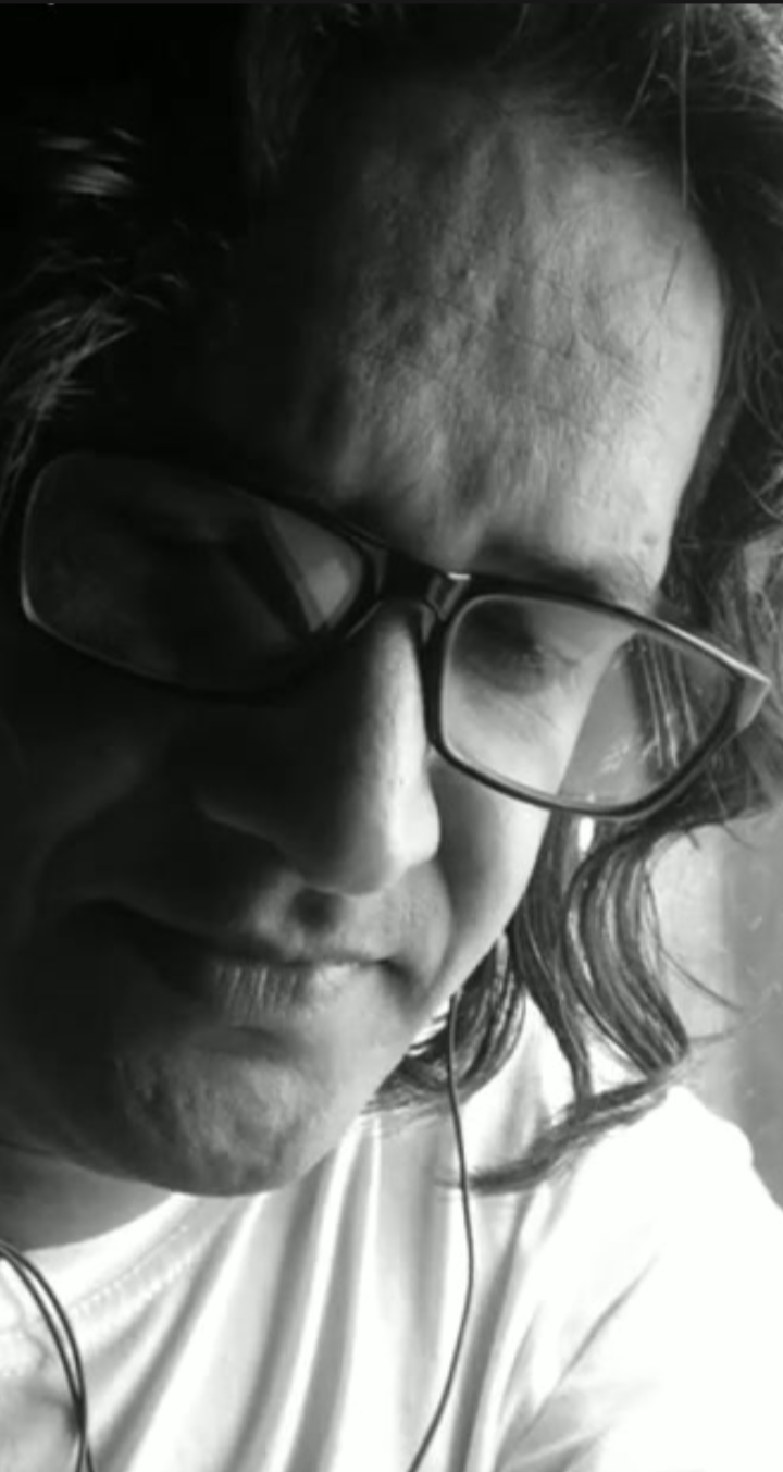 मजबूरी's image