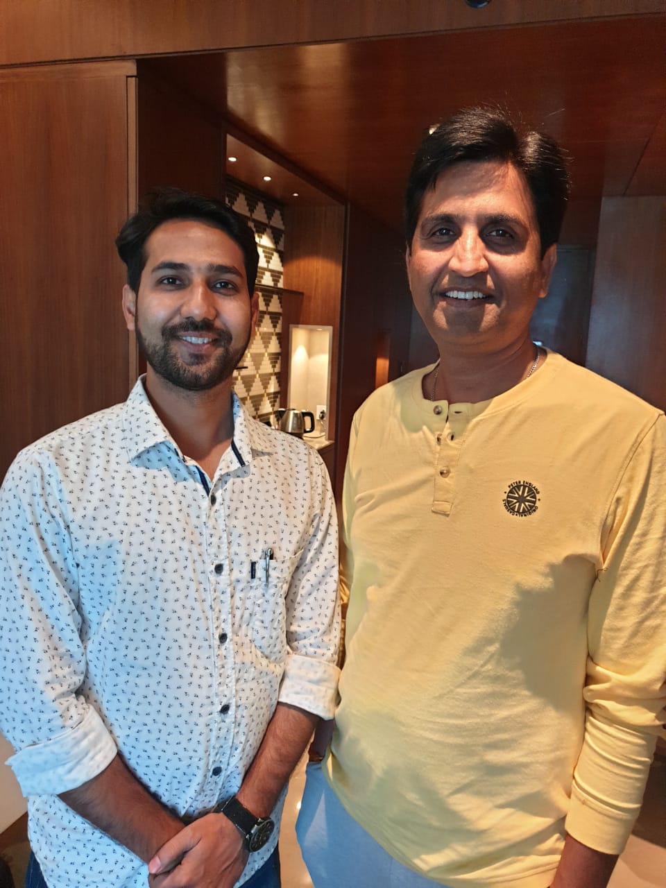 हौसले परवाज़ को तुम, उस गगन तक ले चलो