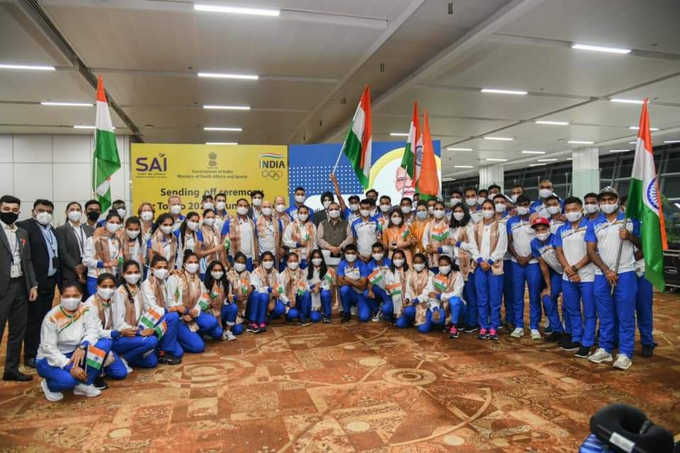 जलना होगा, गलना होगा -  कदम मिलाकर चलना  |  #Cheer4India