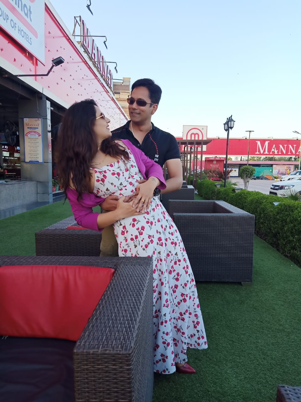 अदा कहते हैं's image