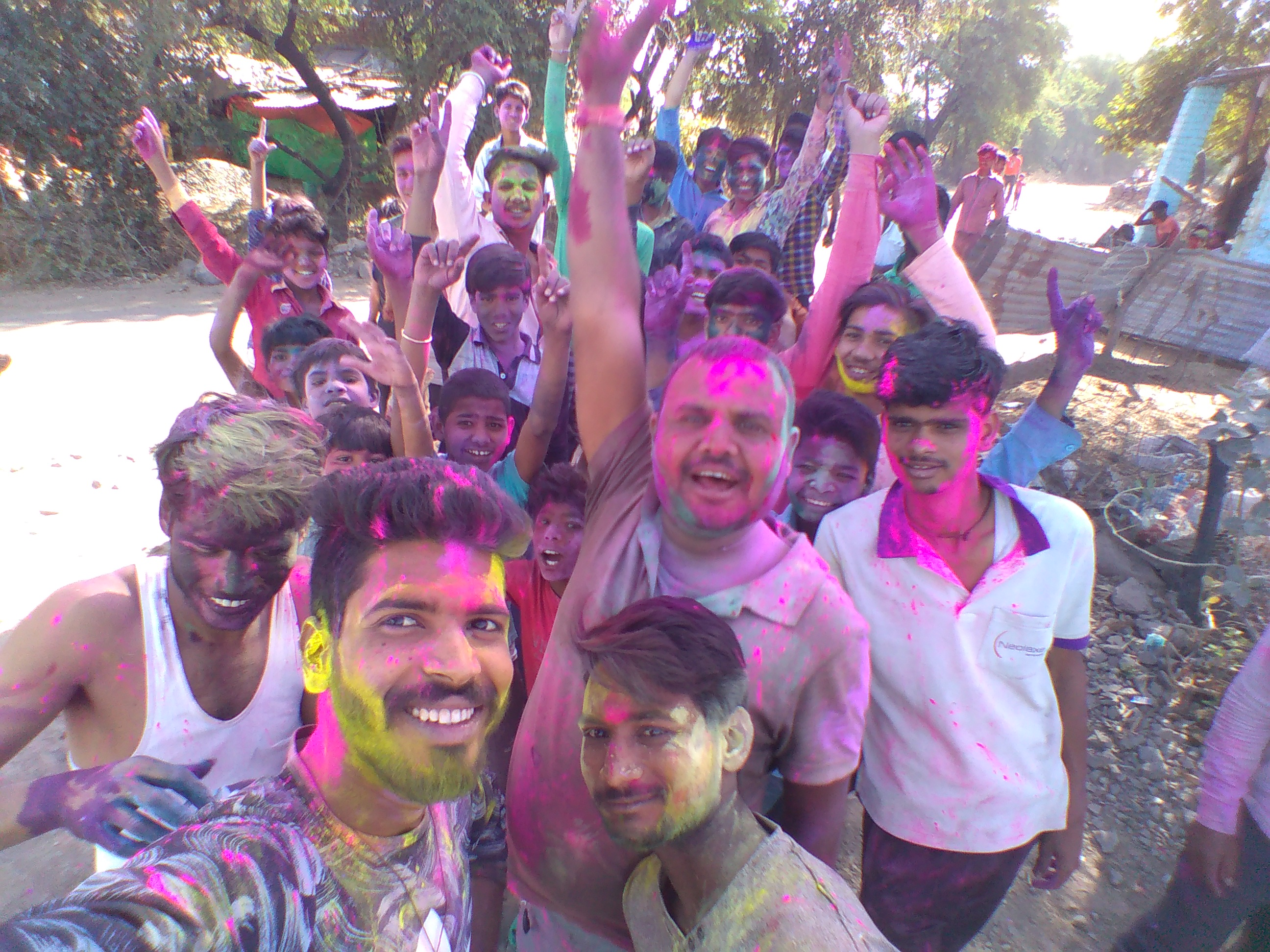 रंगों का पर्व: होली!'s image