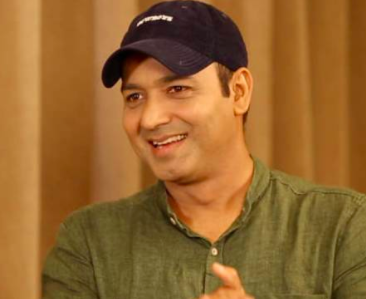 बराबरी का परचम