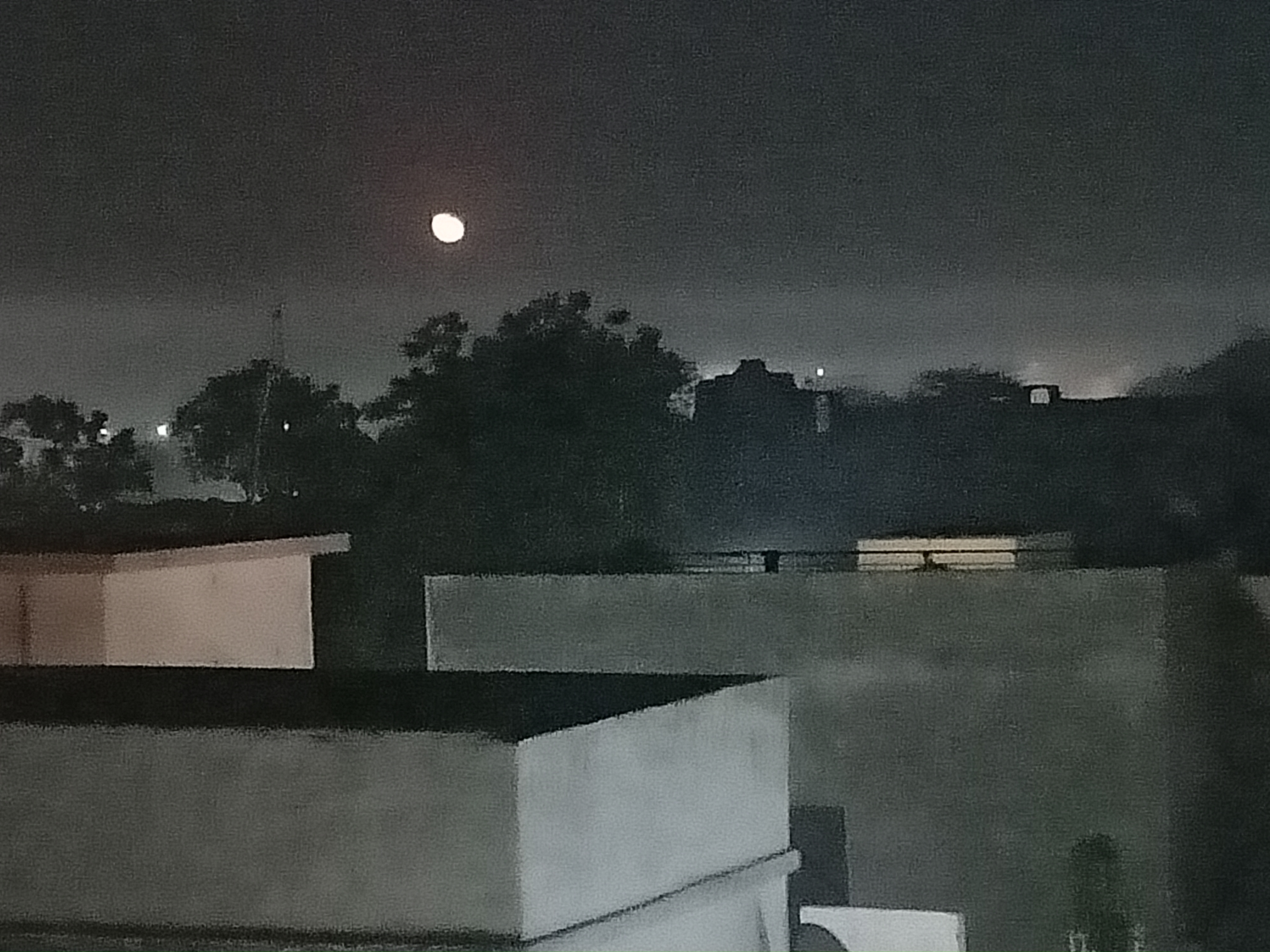 चाँद's image
