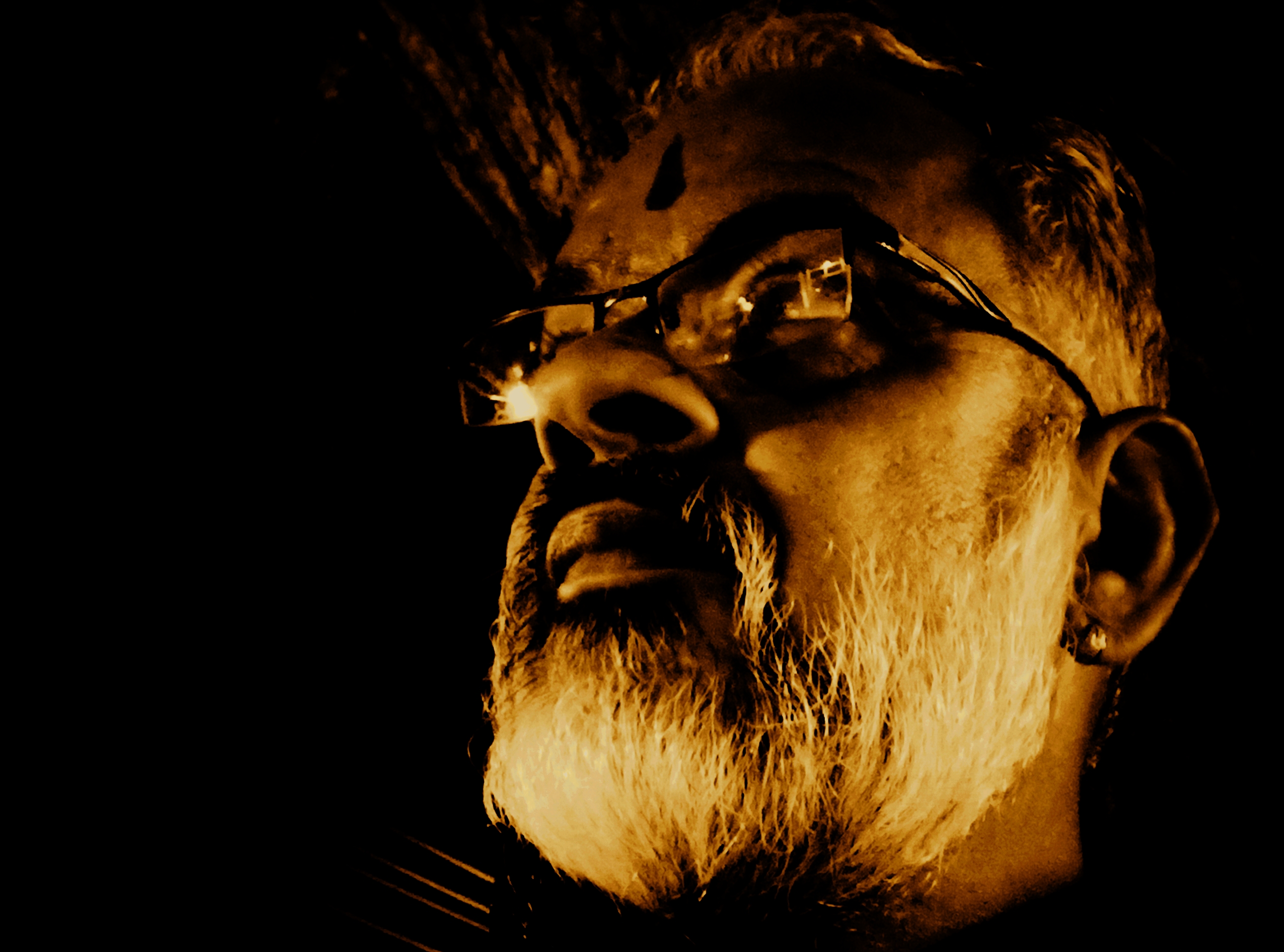 अब कहानी लगती है...'s image