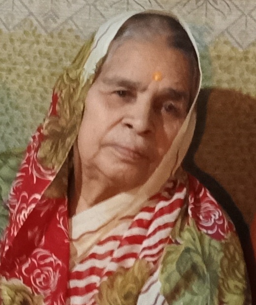 माँ की आँखें