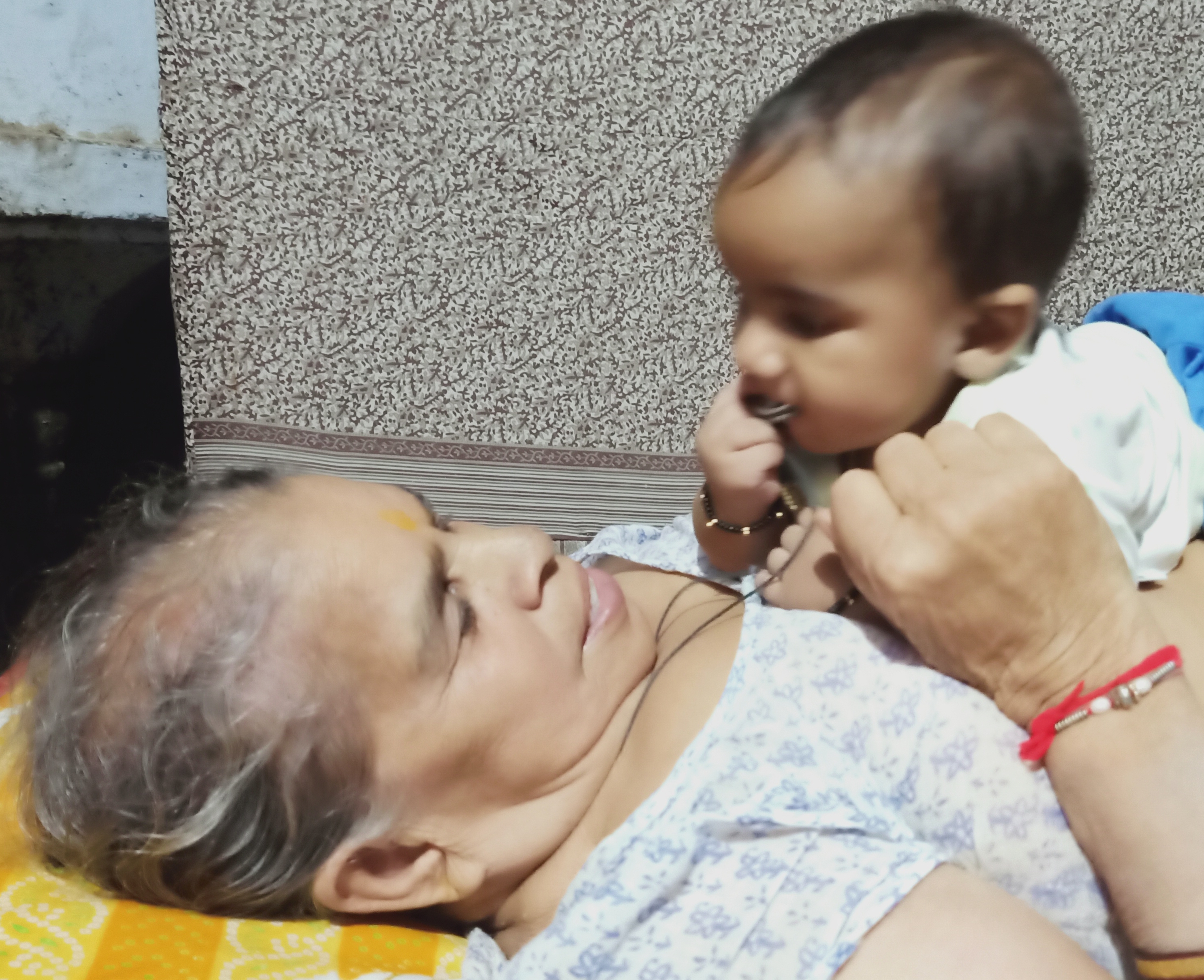 माँ का आँचल's image