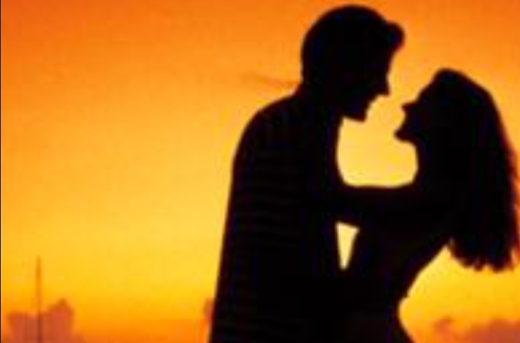 परछाइयाँ's image