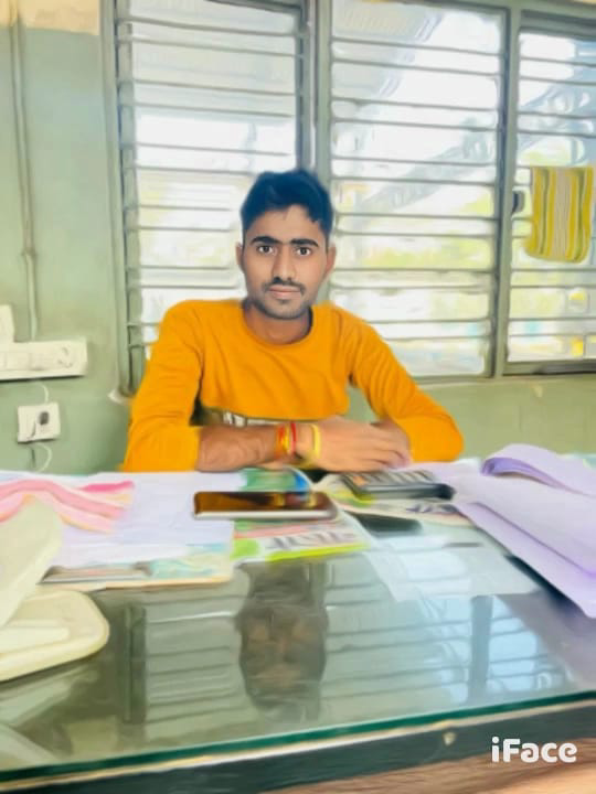 तुम मुझे कभी दिल से कभी आँखों से पुकारो,
ये होठों के तकल्लुफ तो ज़माने के लिए होते हैं।

- Gajendra  sharma's image