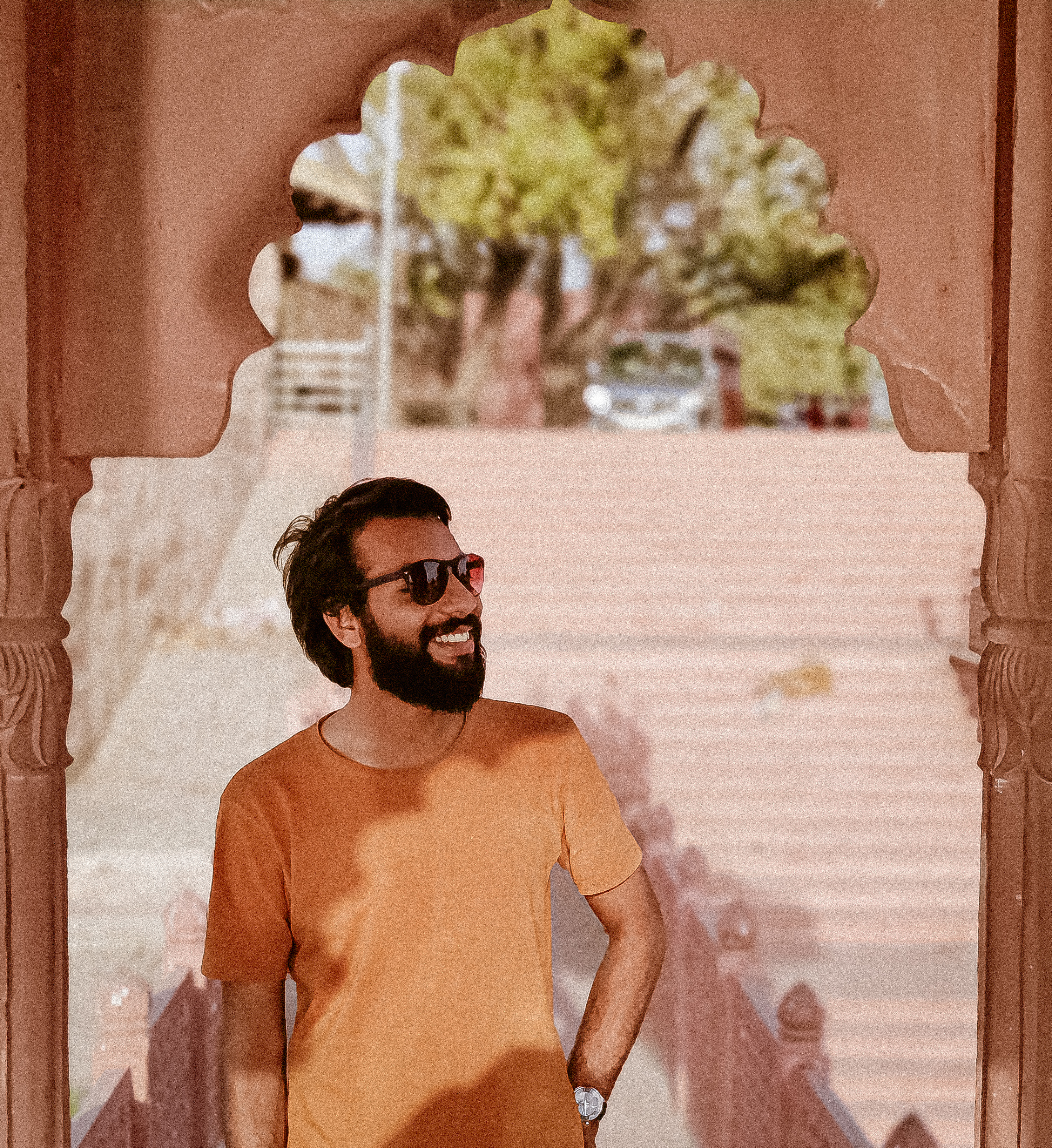 मोह जगत का ?