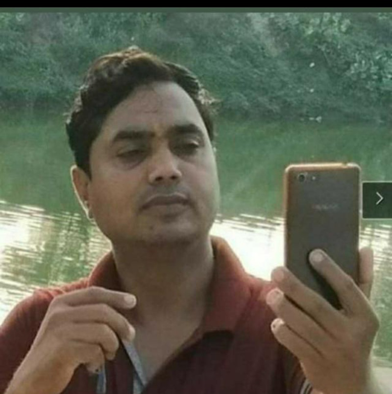 किसी के दर पै यूँ जाना (छंद )'s image