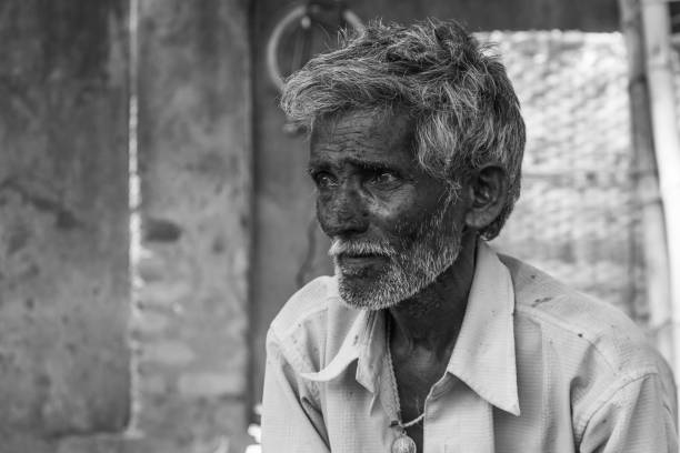 मेरा देश गरीब चलाता है's image