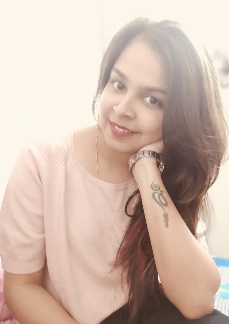 दरिया और चाँद's image