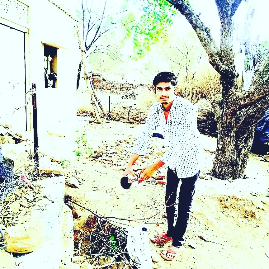 मेरी कलम के आंसू बहते है's image