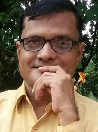 मेरे चारों ओर मनुष्य हैं बड़े- © कामिनी मोहन पाण्डेय।'s image