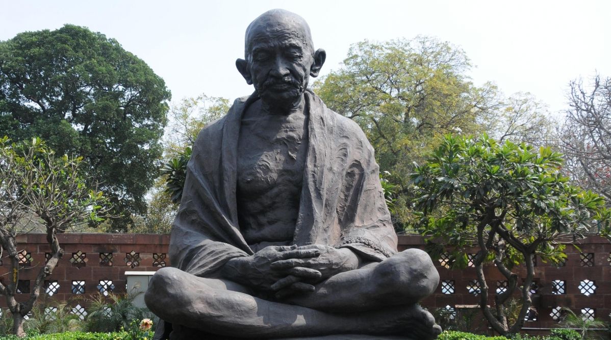 आह गाँधी - नज़ीर बनारसी