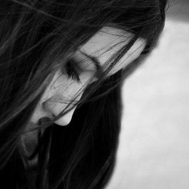 ताक़-ए-आँख पर सजा रखें थे..'s image