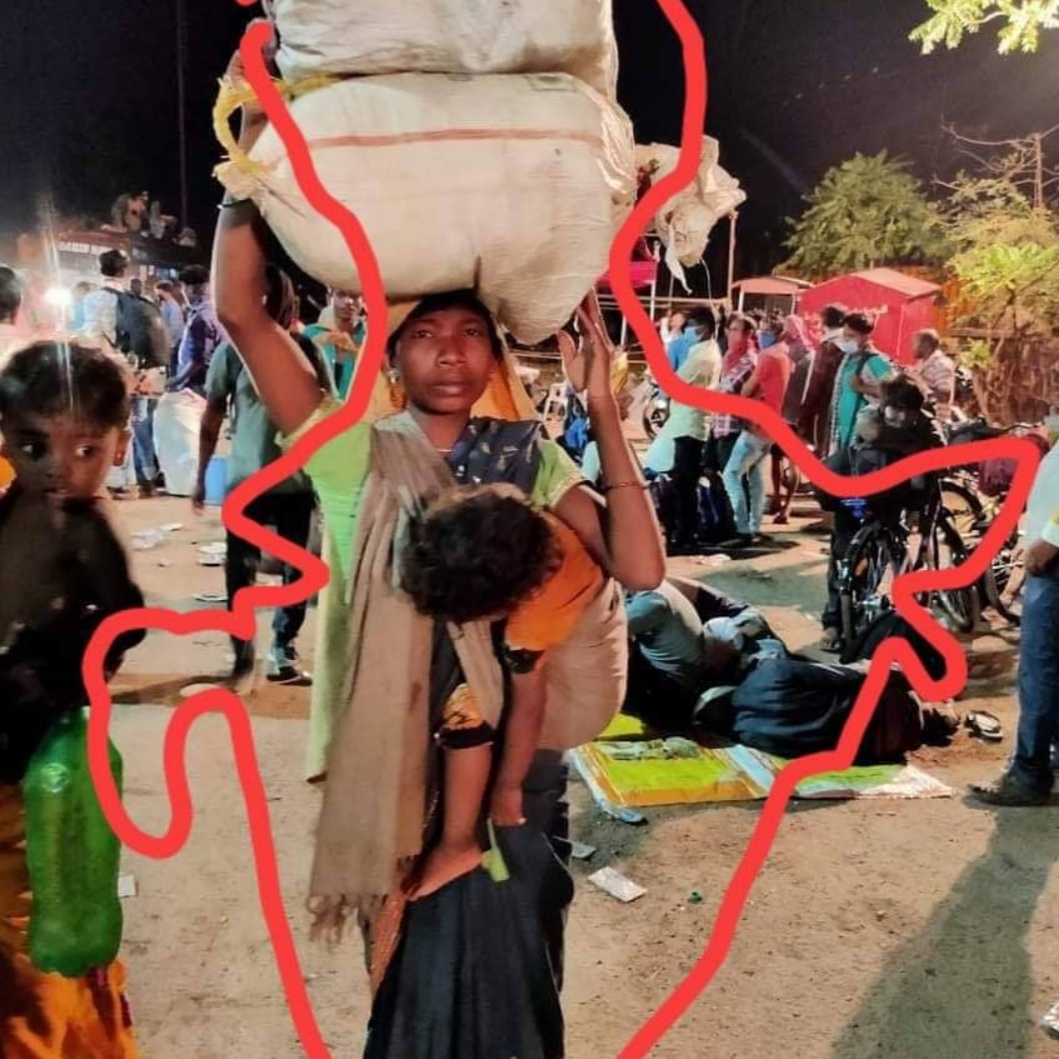 दबे पाव जाना ,ये नयी दुनिया है's image