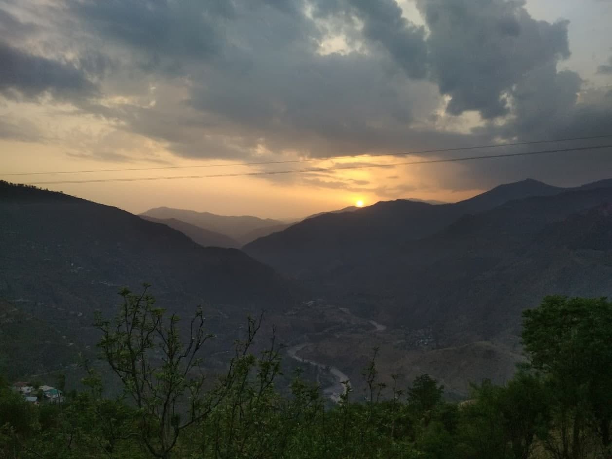 अस्तित्वहीन's image