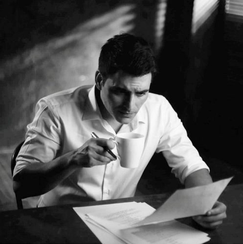 ख़ाली जगह में बचना | गद्य's image