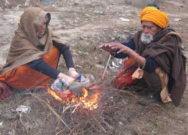 बेदर्द ठंड's image