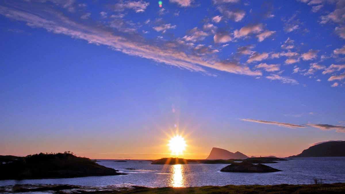 घर की याद's image