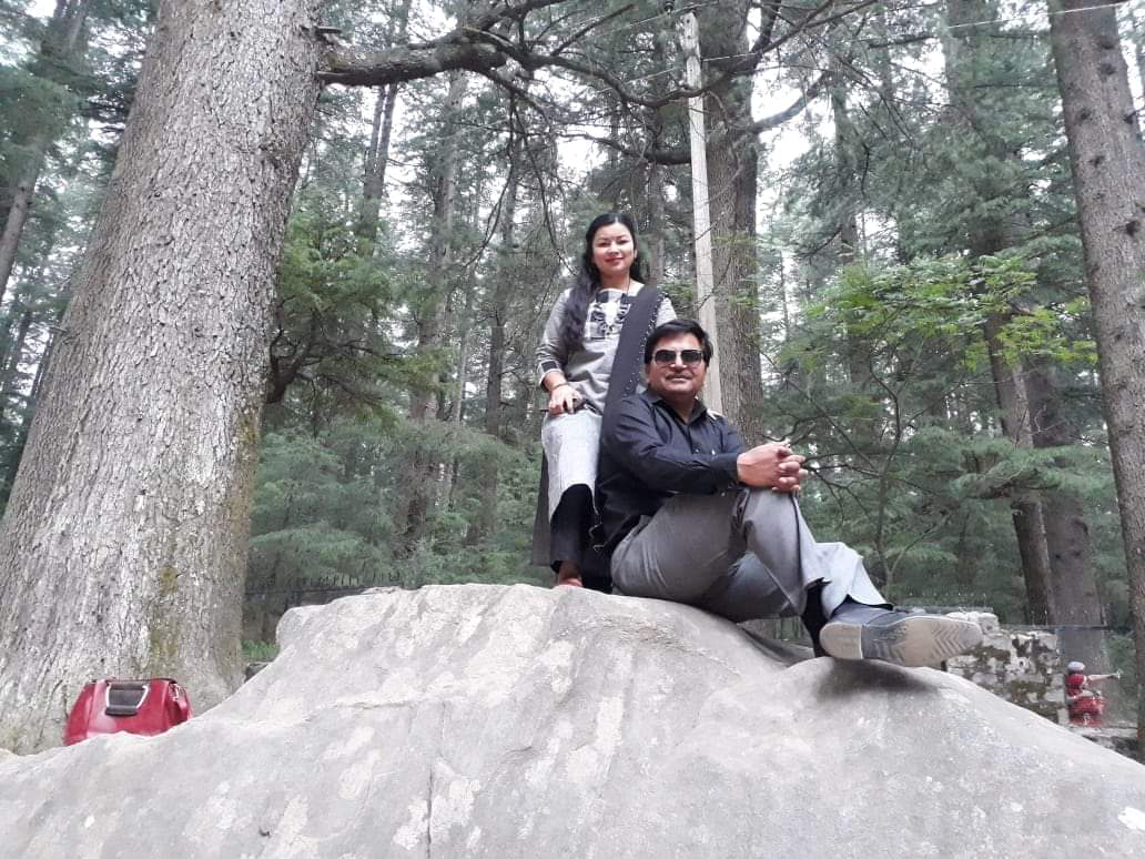 हे प्रेम तुम्हारी मज़दूरी में.....'s image