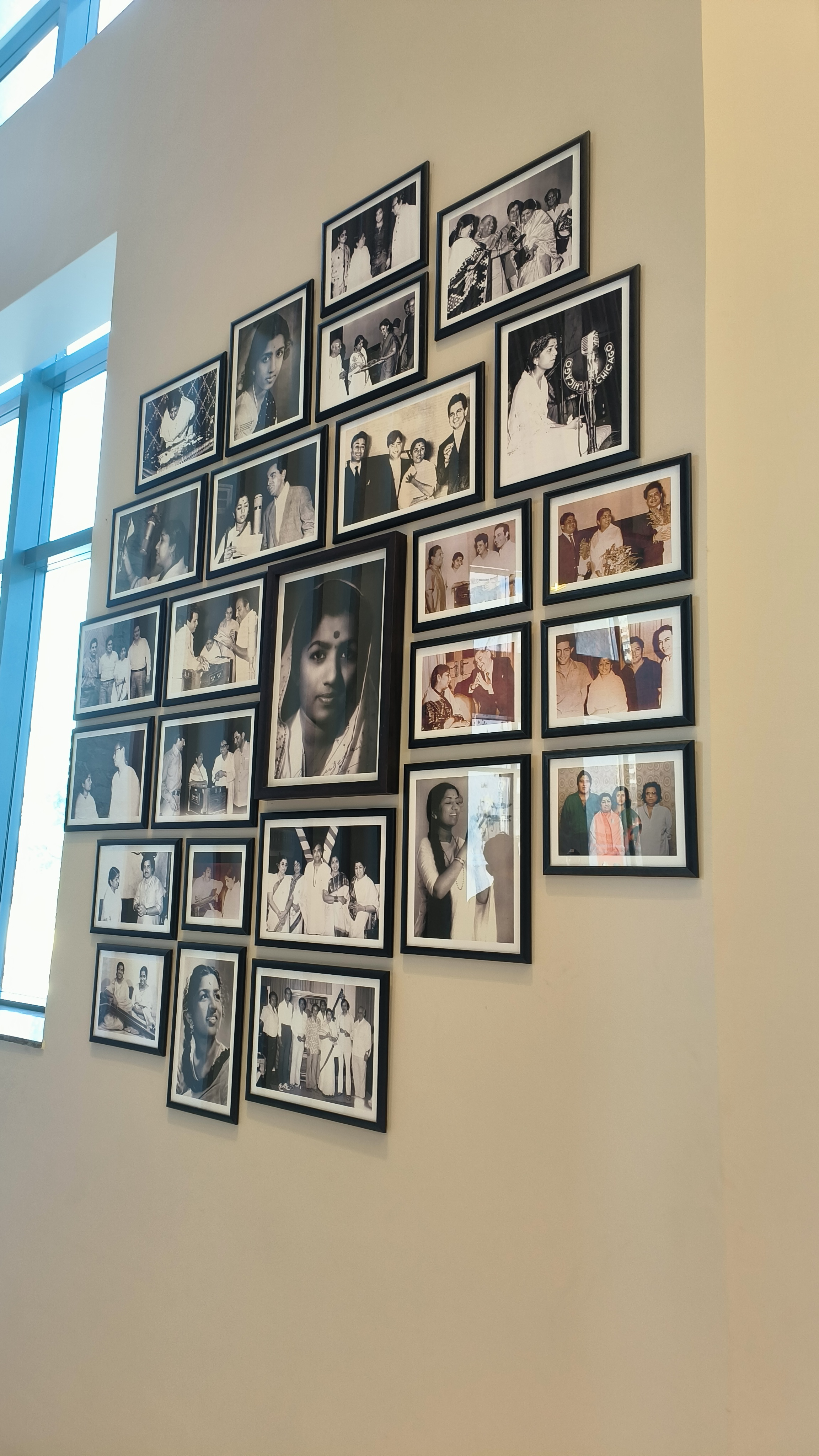 दीवाना's image