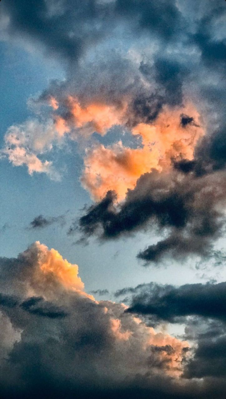 बादल's image