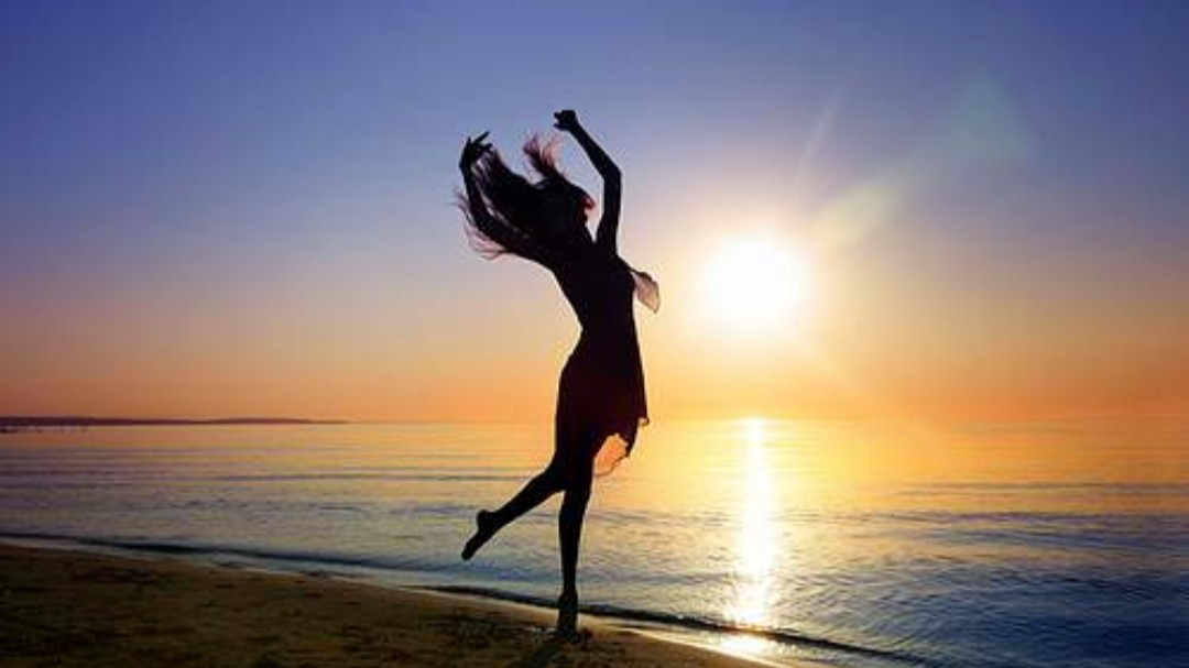 पाकीज़ा (शायरी - कामिल)'s image