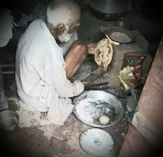 चुनाव की बरसात में तटबंध तोड़कर.....'s image