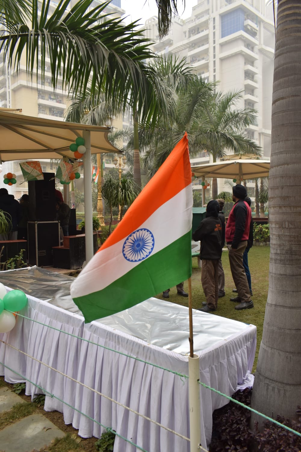 'मेरा वतन मोहब्बतों के नाम हो गया''s image