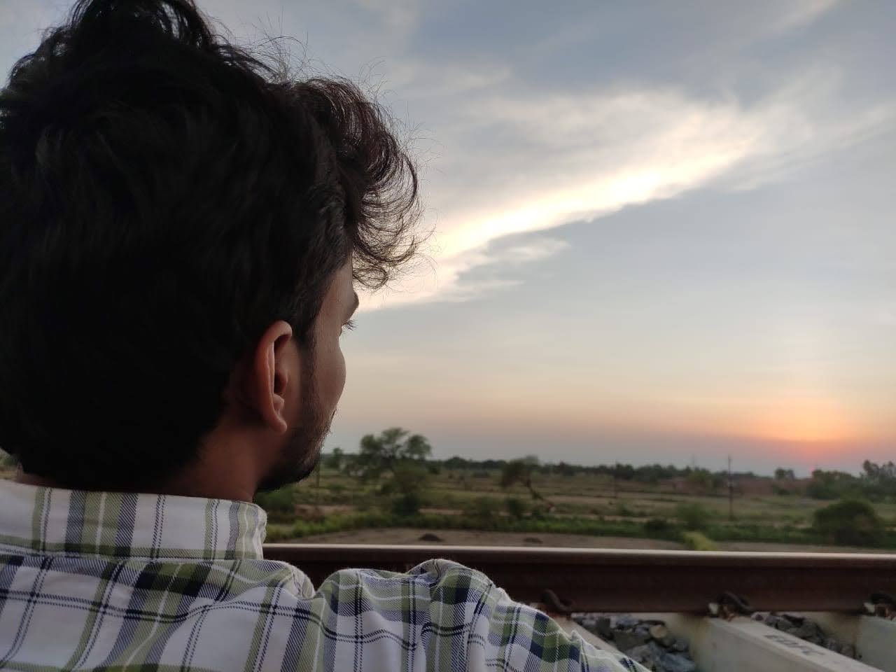 एक तन्हा सेज़...'s image