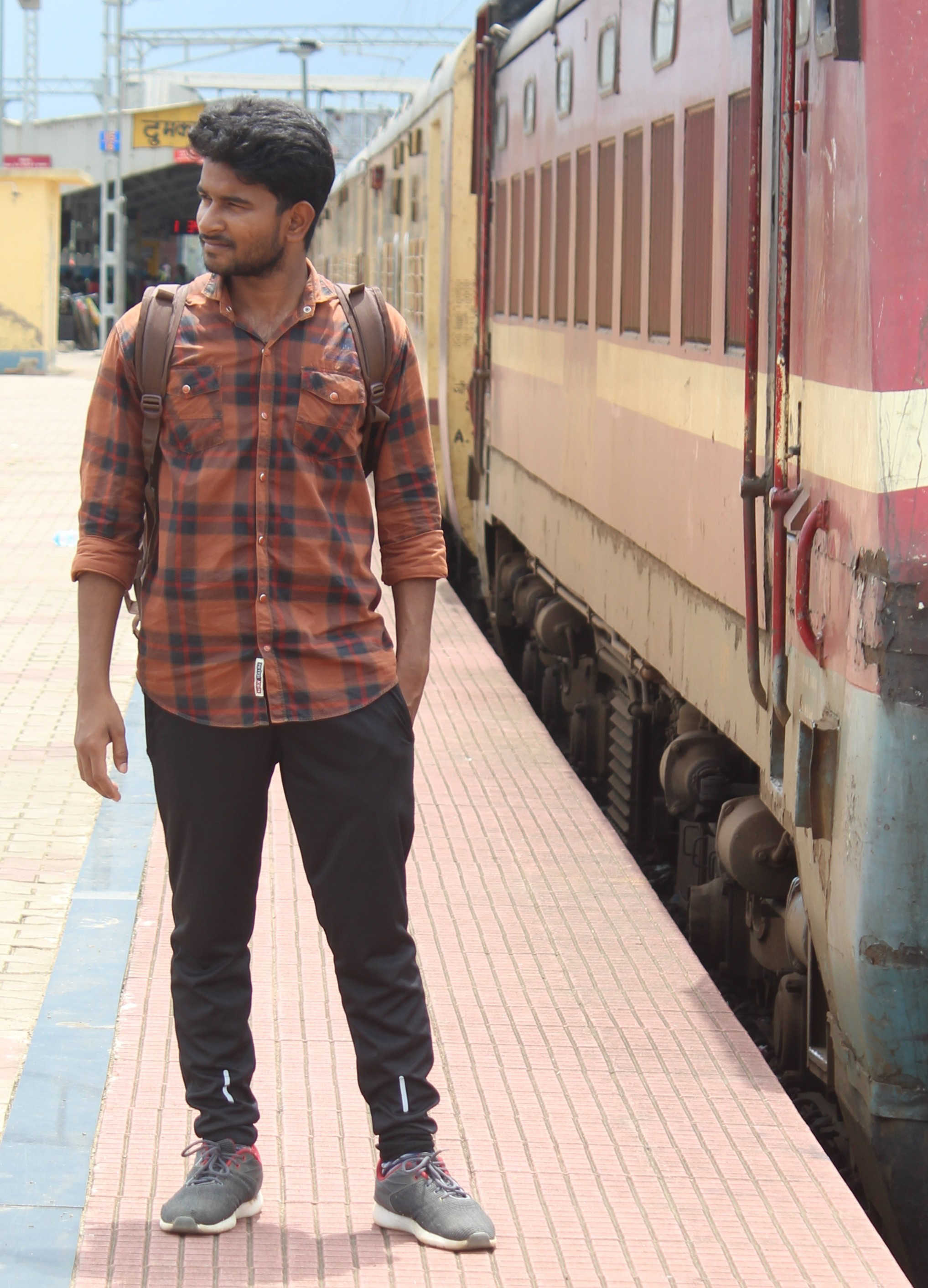 हम कब उनके हो गए ।।'s image