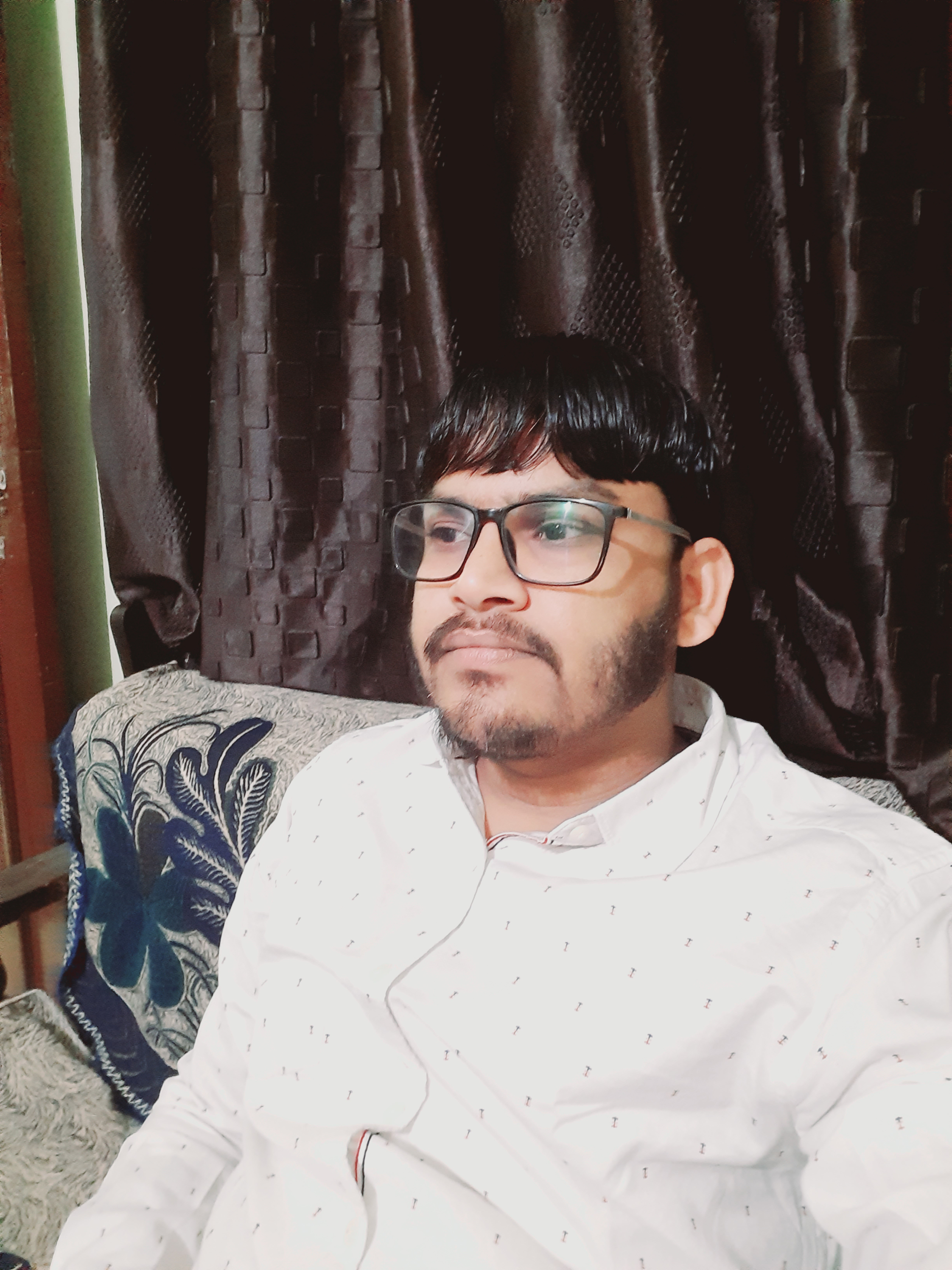 एक पल में एक सदी की सजा, हमसे पूछिए।'s image