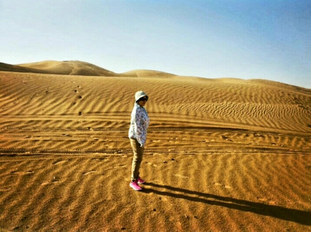 दगाबाज़ जिंदगी's image