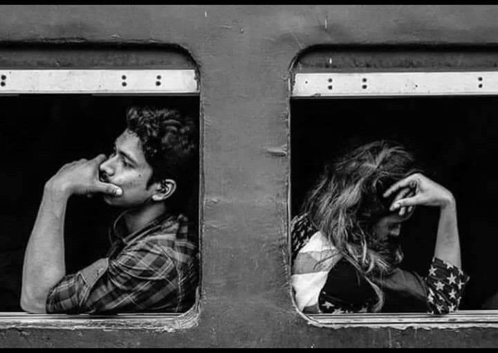 तू मुंँह मत फेरा कर's image