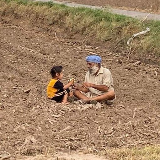 मिट्टी मिट्टी मिट्टी