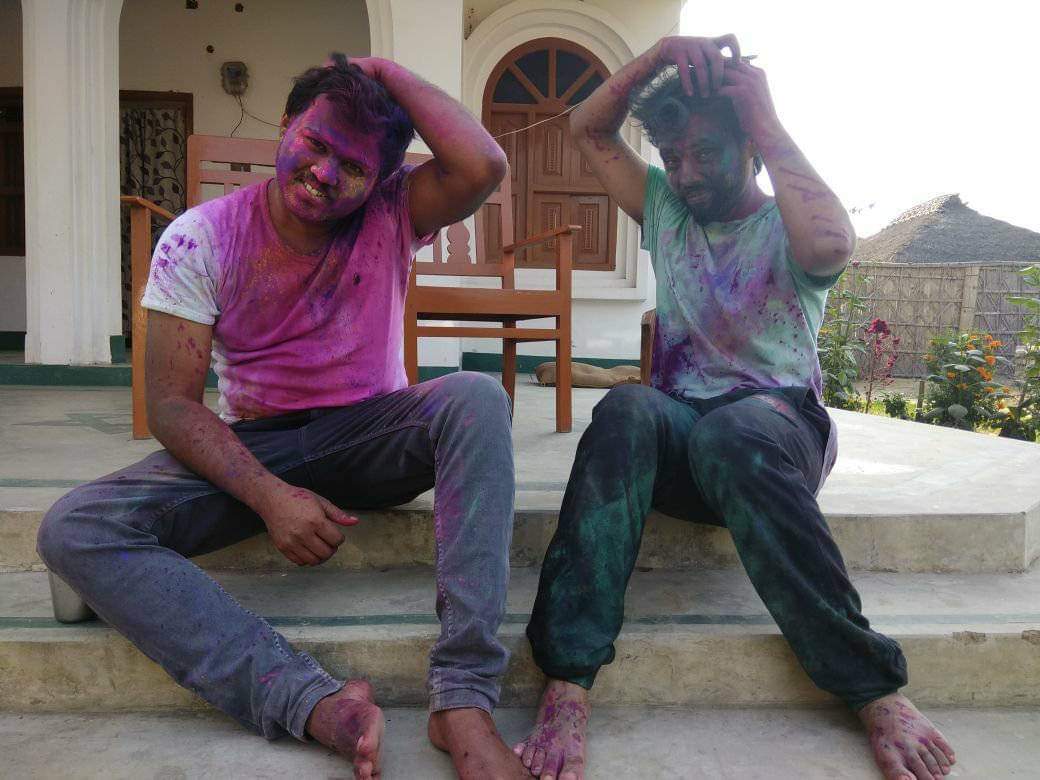 दोहे होली के।