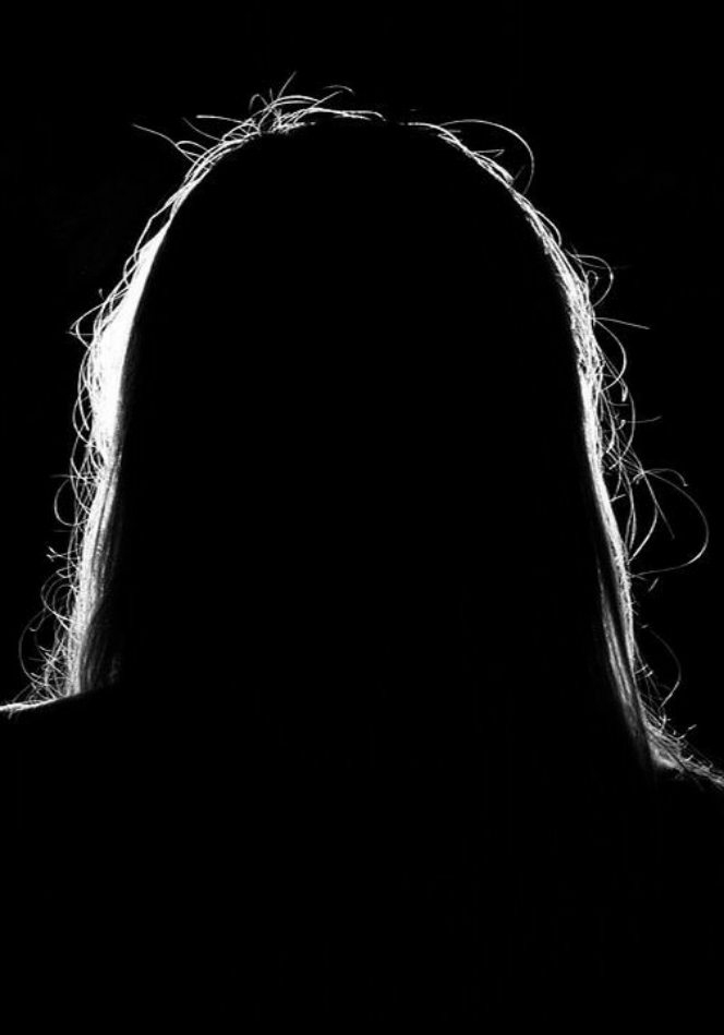 नारी की व्यथा's image