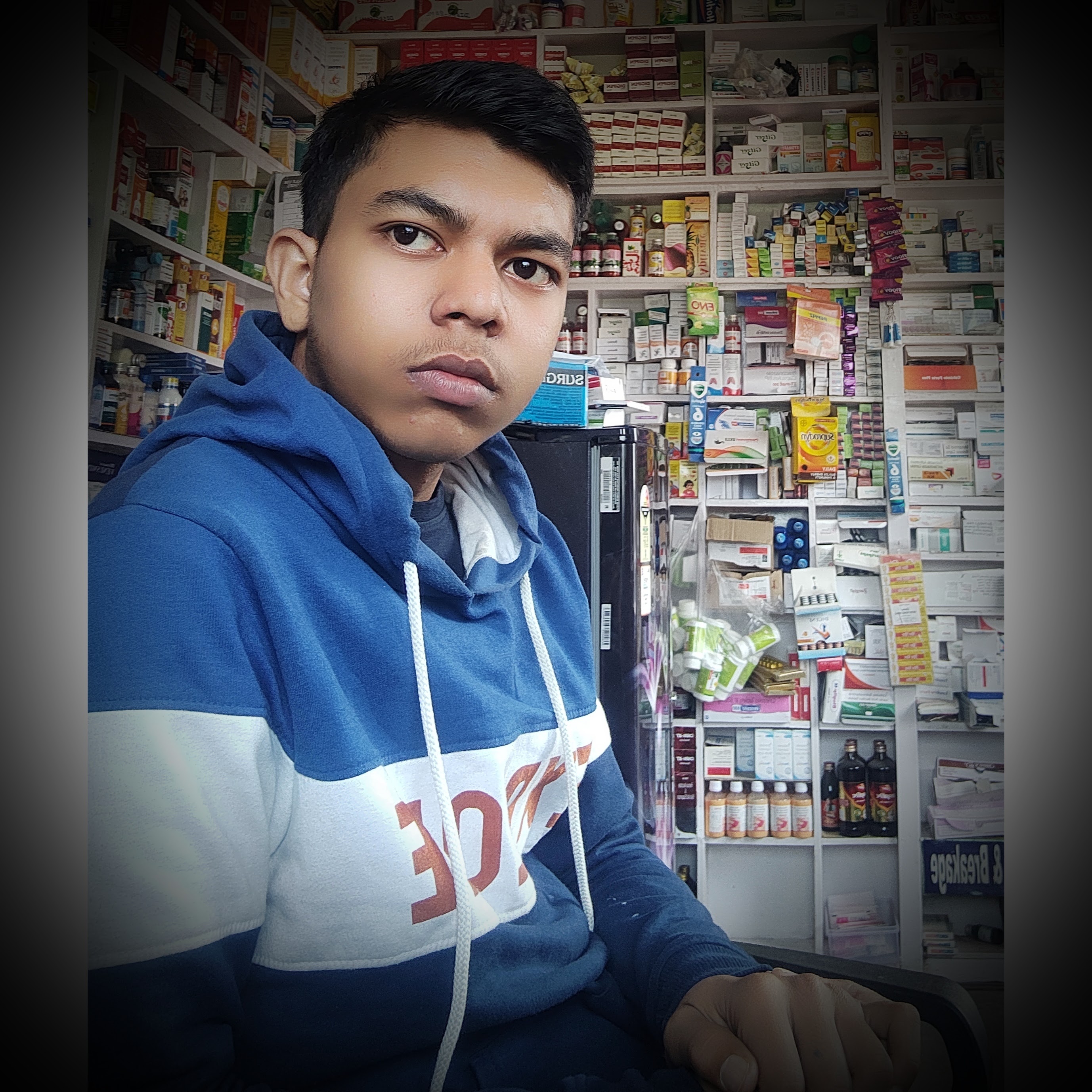 हमें वो नींद में भी अब बुलाती है's image